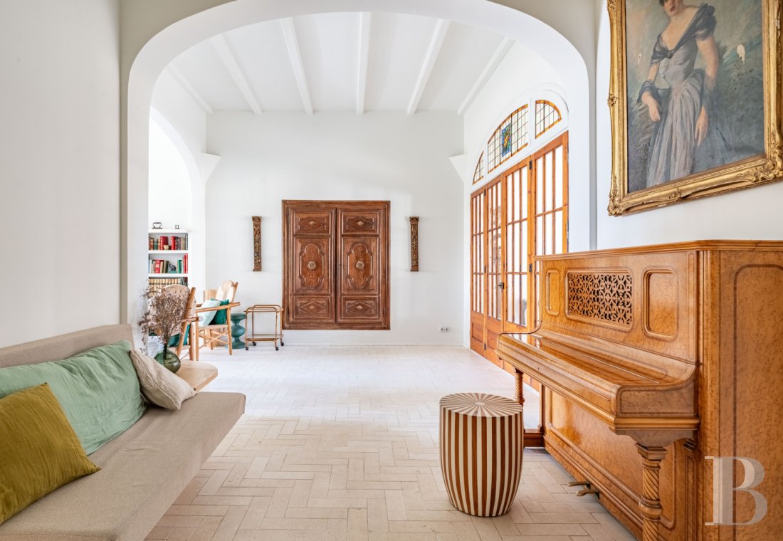 À Cadaques, dans le Parc naturel de Cap de Creus, une impressionnante maison de Peter Harnden, architecte des années 60 - photo  n°7